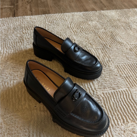 Coach Black Leather Loafers - Perfect Condition - Picture 4 of 4